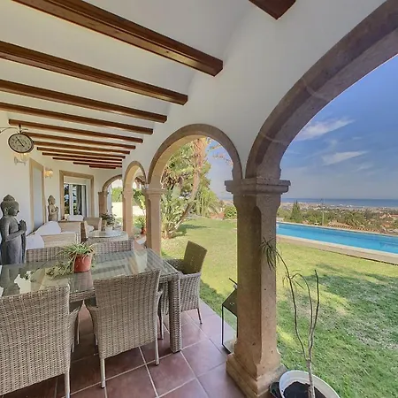 Elegante Con Espectaculares Vistas Al Mediterraneo Villa